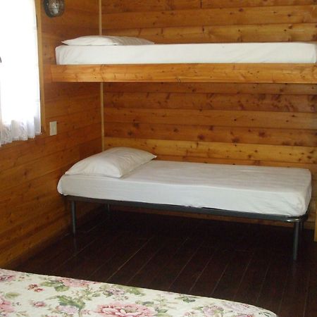 Camping Azzurro Брачано Екстериор снимка